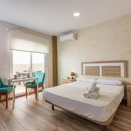 Lola Apartment *