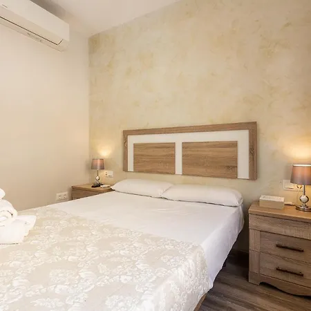Lola Apartment *