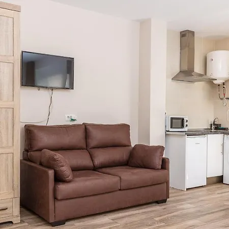 Lola Apartment *